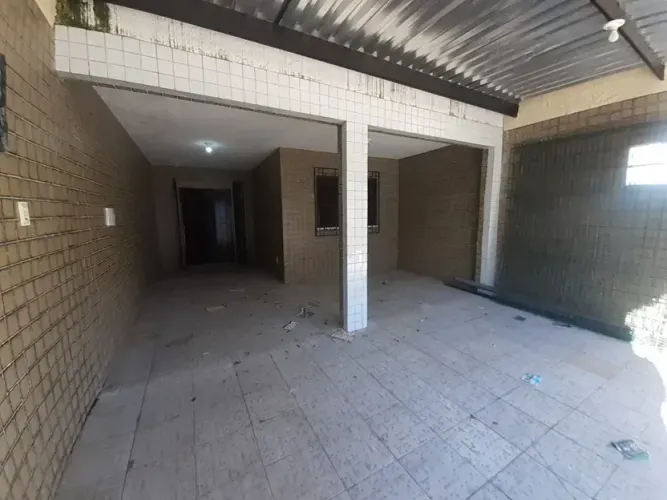 Casa plana à venda no bairro Bela Vista, | 2 Quartos | Quintal | 2 Vagas de garagem, comer