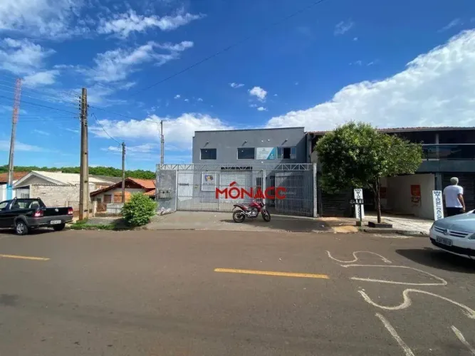 Salão à venda, 318 m² por R$ 650.000,00 - Marabá - Londrina/PR