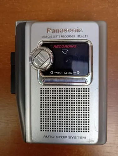 Gravador de voz portátil Panasonic RQ-L11 DV00219*