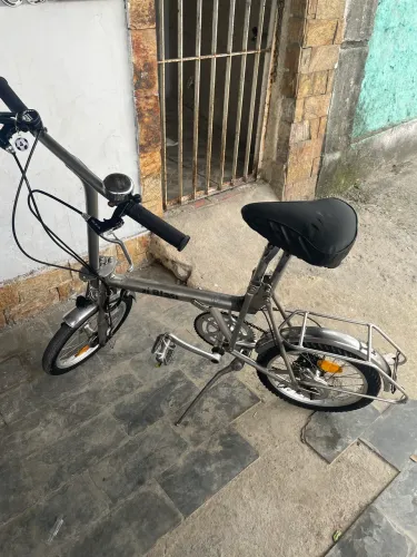 Bicicleta que dobra 
