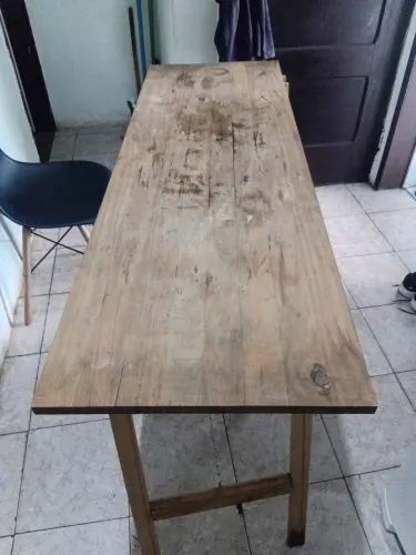 Vendo mesa de madeira 1,20X60