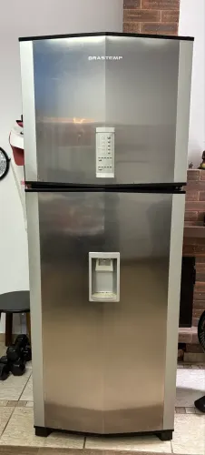 ? Geladeira BRastemp 480L Inox Frost Free + Dispenser | XRX48D ?