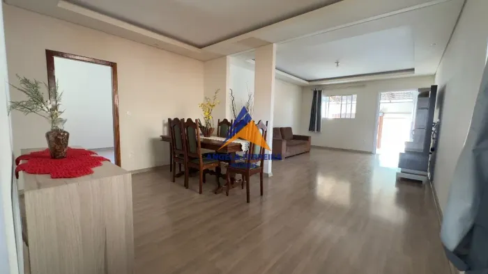 LOCAÇÃO - Ótima casa- 3 Quartos no bairro DIAMANTE -REGIÃO DO BARREIRO