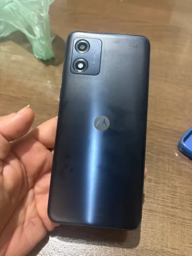 Celular motorola E13
