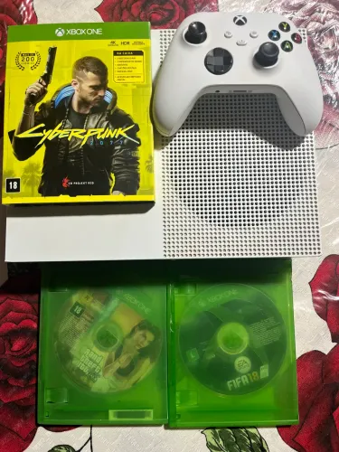 XBOX ONE S