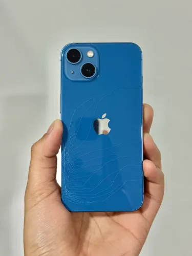 iPhone 13