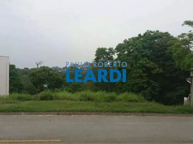 TERRENO EM CONDOMÍNIO - GOLF GARDENS - SP