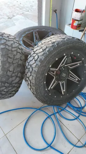 RODA ARO 20 4X4