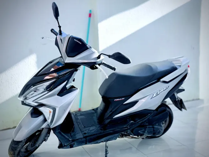 Honda elite 125