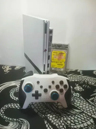 PS2 Ultimate Edition White