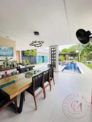 Condomínio Amazon Garden. Casa com 4 suítes, área gourmet com piscina e churrasqueira..