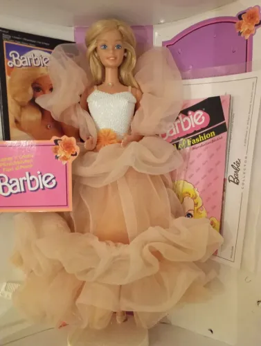 barbie peaches n cream 2009