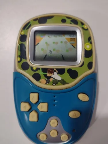 Mini Game Ben 10 Portátil Antigo Candide Vintage Anos 2000