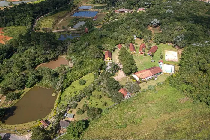 Chácara / Sítio / Fazenda | 10 Dorms | Centro