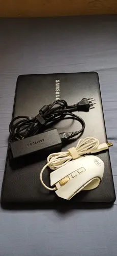 Notebook Samsung Core i7 HD 1TB, Moadel NP300E5M0
