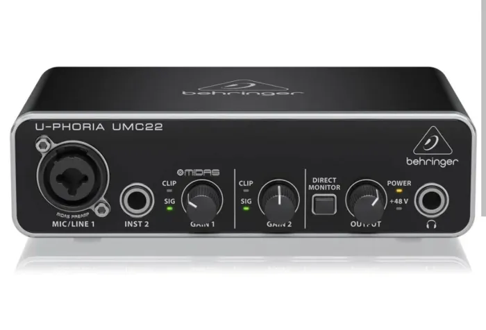 Behringher UMC22 | Interfaces