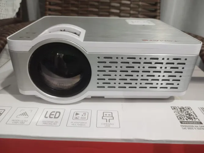Vendo protetor usado Projetor Tomate MPR-5007,