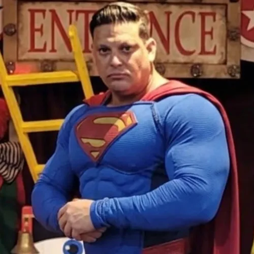Personagem vivo Superman