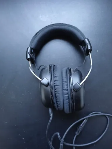 Fone de ouvido HyperX