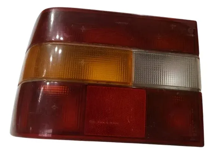 Lanterna Esquerda Volvo 850 1993 1994 Esquerdo/motorista Vermelho