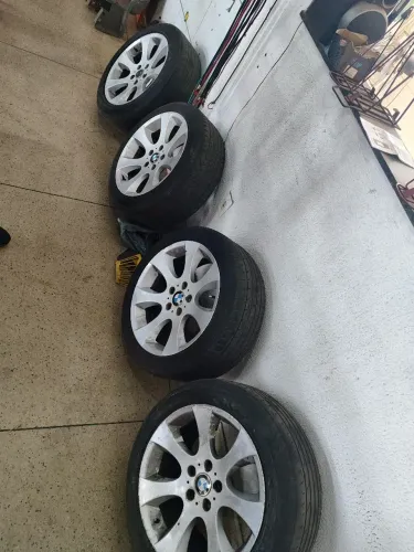 Rodas BMW R18 5 furos 215/55