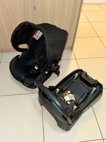 Bebê Conforto Safety 1st + Base | BRINDE: ninho redutor