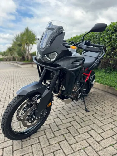 Honda CRF 1100 Africa Twin MANUAL 2023 | Preta | Impecável | R$ 84.990