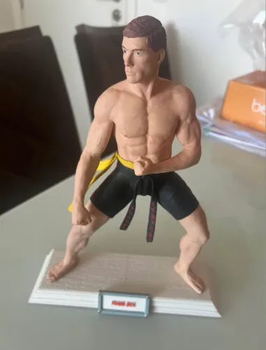 Estátua Grande (1:6) Van Damme Frank Dux Grande Dragão Branco