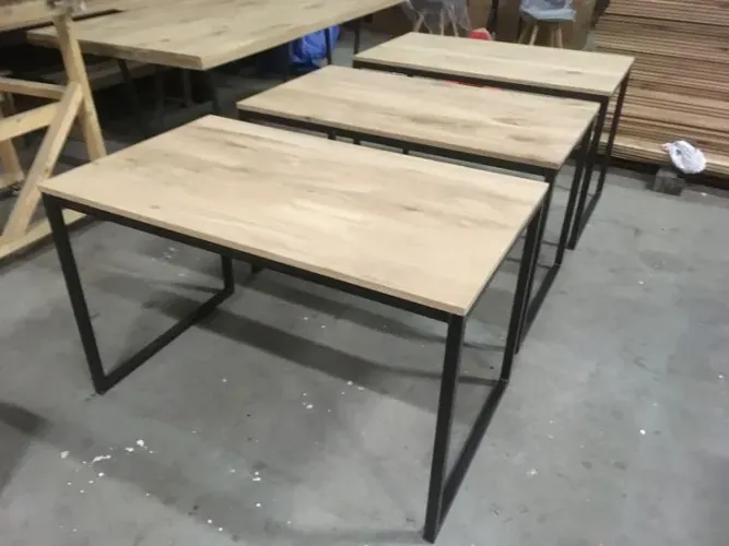 Mesa de jantar ferro e mdf