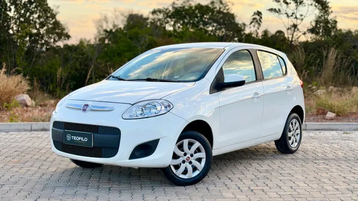 Fiat Palio Attractive 1.0 EVO Fire Flex 8V 5P 2015