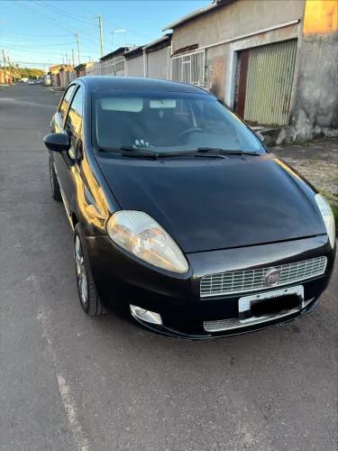 Fiat Punto Essence 1.6 Flex 16V 5P 2011