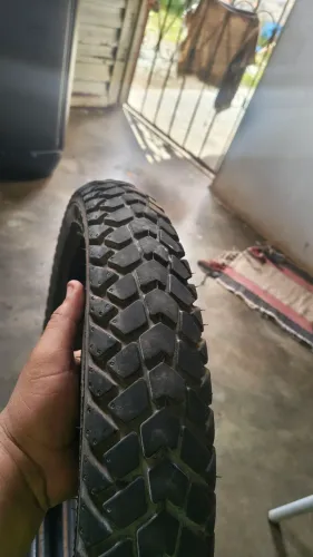 Pneu TR300 21/90/21