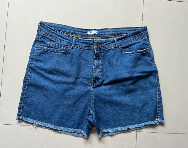 Bermuda Jeans TAM 50
