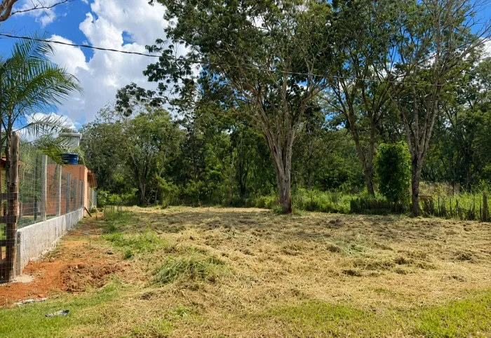 Chácara 1.000m² no Condomínio Sucupiras - Alto Padrão / Preço Abaixo da Avaliação.