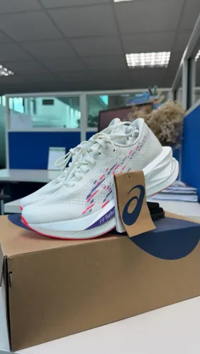 Tênis Asics Sonicblast feminino