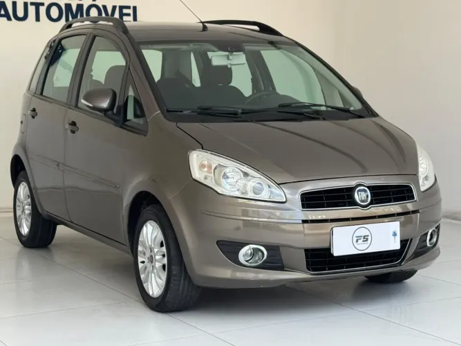 Fiat Idea Attractive 1.4 Fire Flex 8V 5P 2013