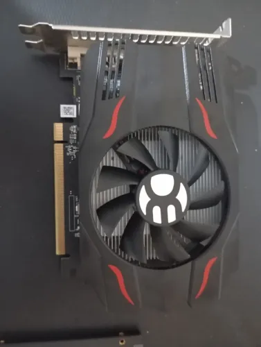 Placa de Video RX560 4GB + SSD 240GB SATA 3