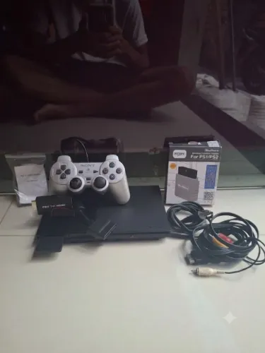 Console PlayStation 2 Usado - Acompanha Cabos e Controles
