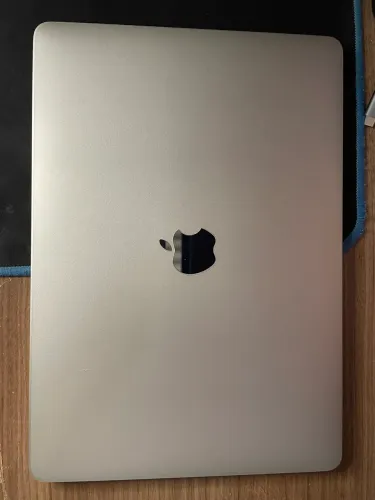 MacBook Pro i7