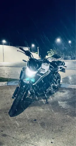 Yamaha FZ25 - Excelente estado