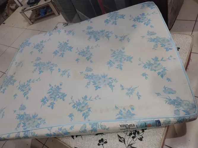 COLCHÃO CASAL DE ESPUMA USADO R$280 ENTREGA GRÁTIS 