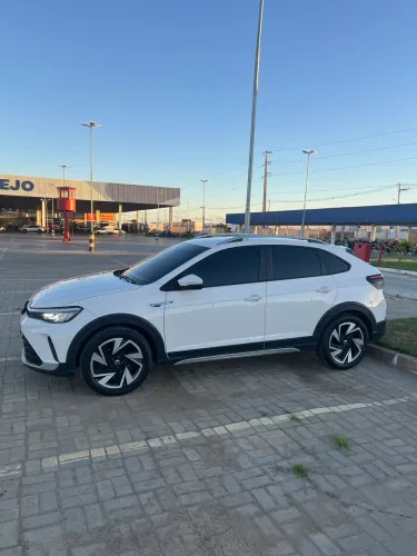 Volkswagen Nivus Highline 1.0 200 TSI Flex AUT 2025