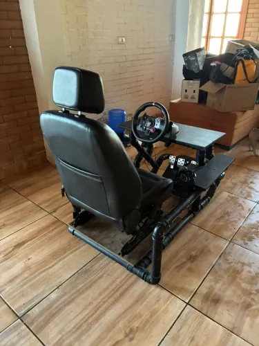 Logitech G29 com cockpit