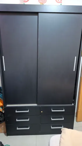 Vendo guarda roupa de solteiro em mdp.