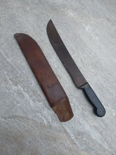 Facão 30cm de lâmina com bainha. 