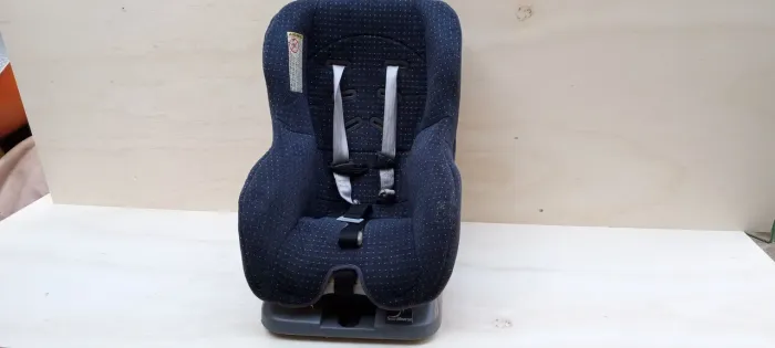 Cadeirinha bebê conforto usado