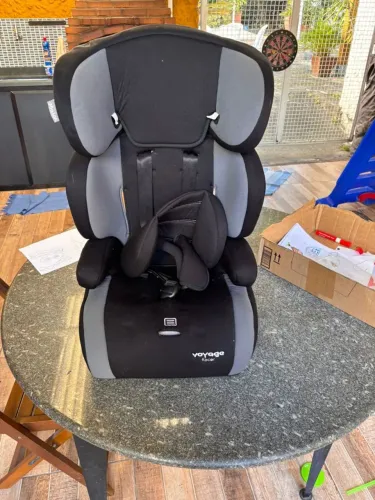 Cadeirinha Voyage Racer em ótimo estado