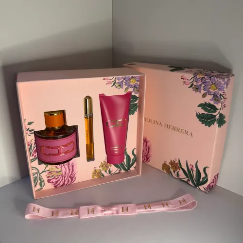 Kit Importado Carolina Herrera CH Pasion EDP 100ML + Mini 10ML + Loção Corporal 100ML