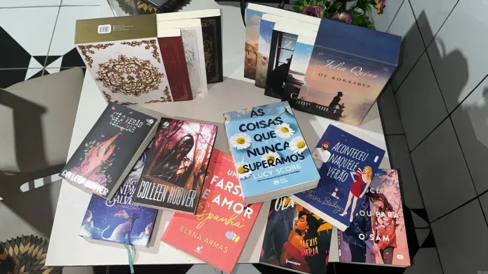 LIVROS NOVOS À VENDA!
