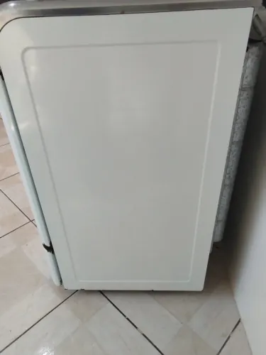 Vende-se Fogão Continental Branco